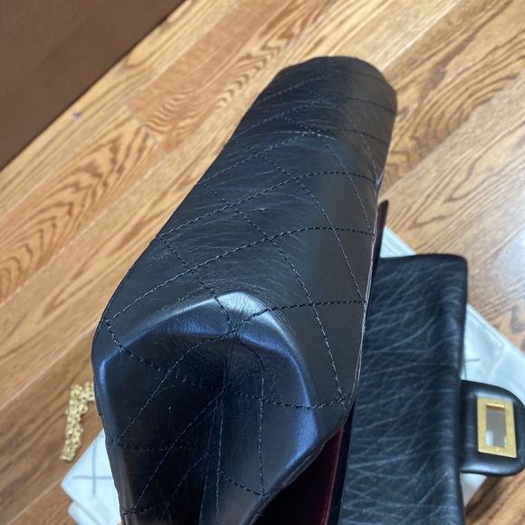 Brand new Chanel 2.55 maxi reissued hand bag - Picture 4 of 8